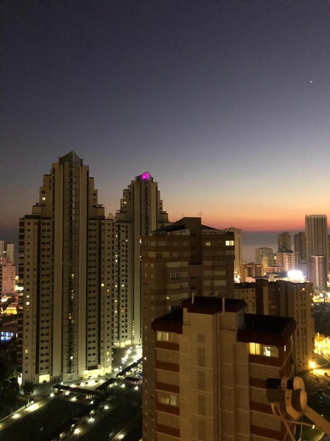 Sunshine Apartament Apartment Бенидорм Екстериор снимка