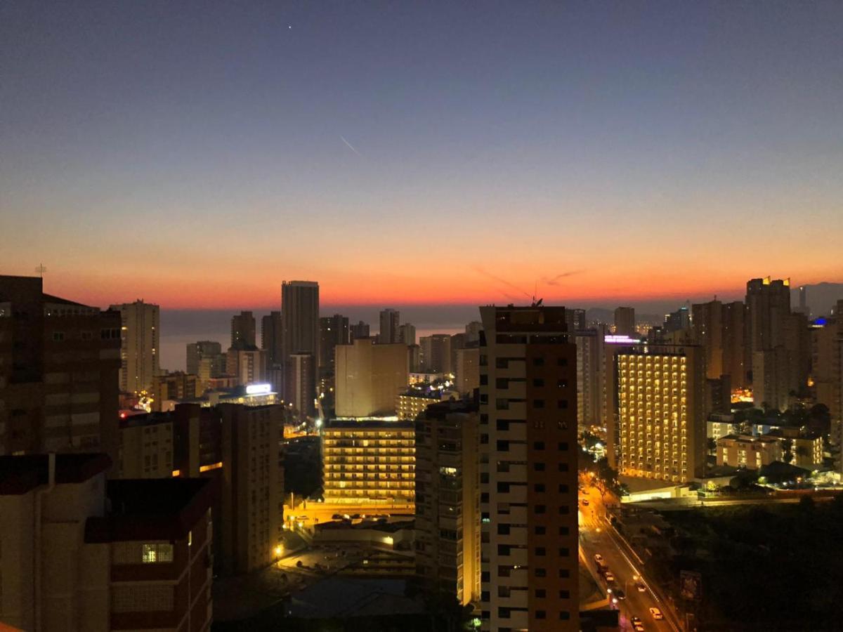 Sunshine Apartament Apartment Бенидорм Екстериор снимка