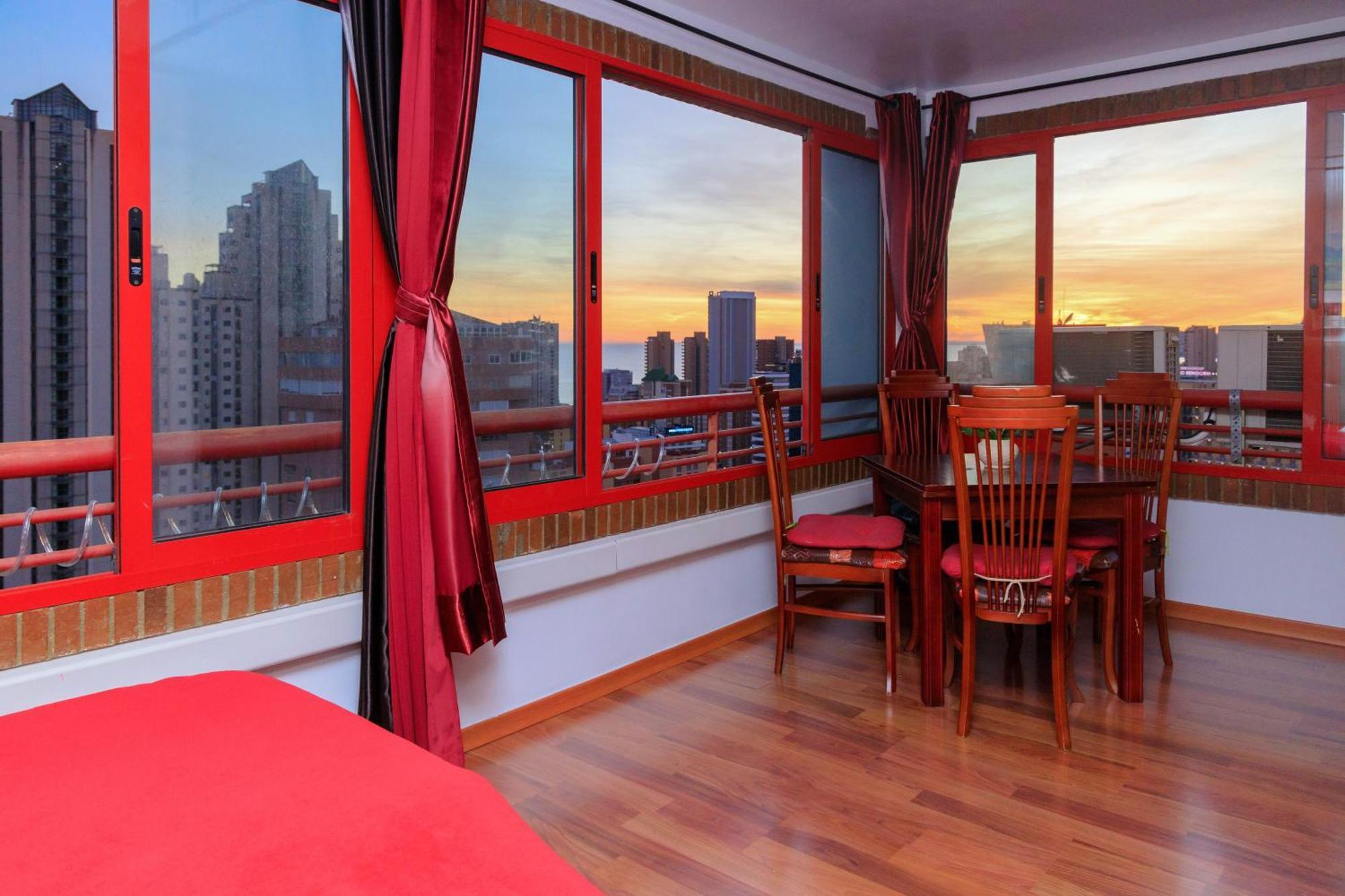Sunshine Apartament Apartment Бенидорм Екстериор снимка